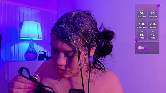 emma_smile's Live XXX Chat