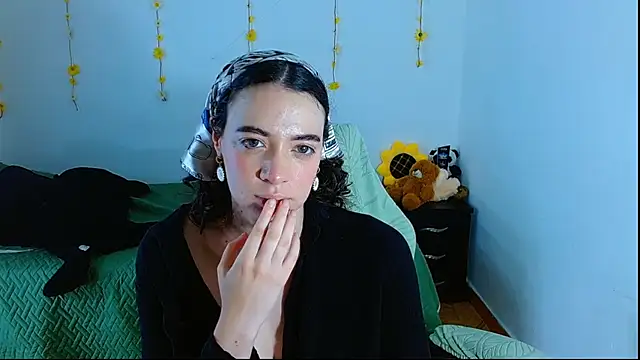 sajecrismaa's Live XXX Chat