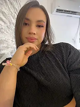 Meli-Bleir Live XXX Chat