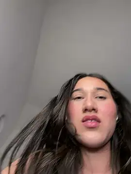 Chat +18 de julieta_jhonss ao vivo