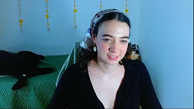 sajecrismaa's Live XXX Chat