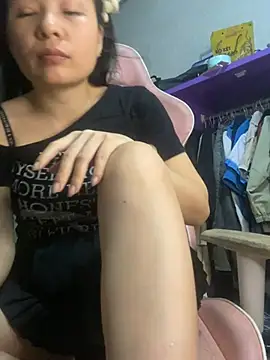 Ivy_Trix2's Live XXX Chat