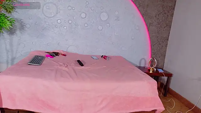 Shanelsmith's Live XXX Chat