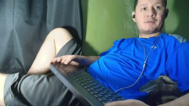 sweet_cock28 – Live XXX-chat