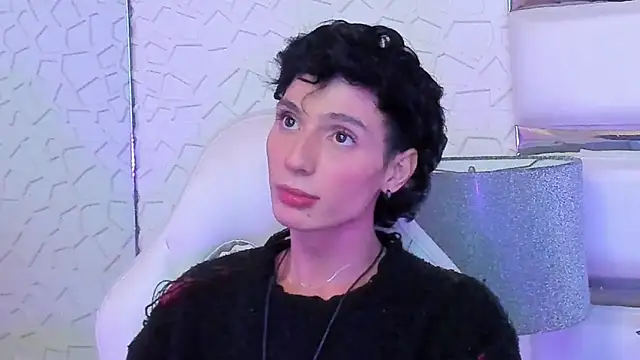 KylieMonnett Adlı Modelin Canlı XXX Sohbeti