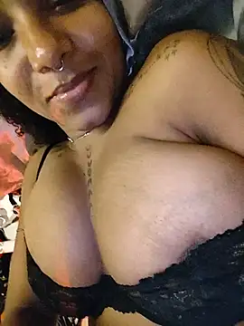 חדר צ'אט בשידור חי של Kandeefooxxx