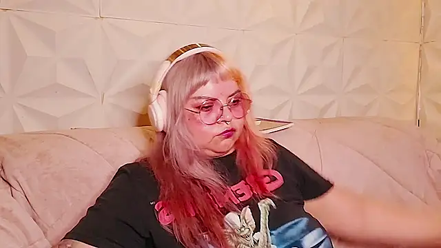 Satyn_doll's Live Chat Room