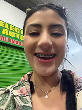 Vela_Carter Adlı Modelin Canlı XXX Sohbeti