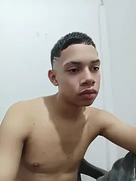 curious_straight_guy élő XXX-chatje
