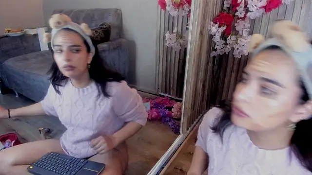 ShantalBr – Naživo XXX chat