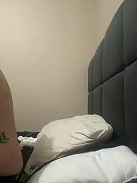xD3VIOUSKIDx webkamerás műsora