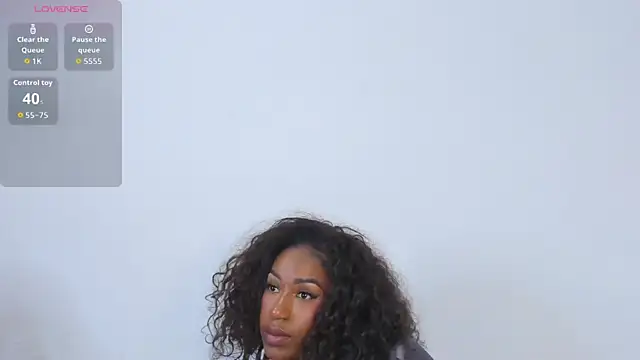 Brandy_brown_: απευθείας συνομιλία ΧΧΧ