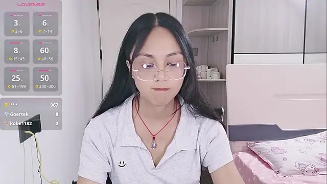 yishan-22's Live XXX Chat