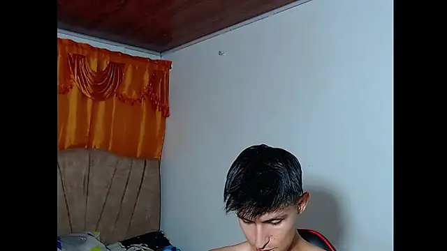 Chat XXX en directo de rowanbig
