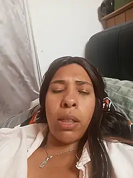 Ivon_C XXX чат на живо