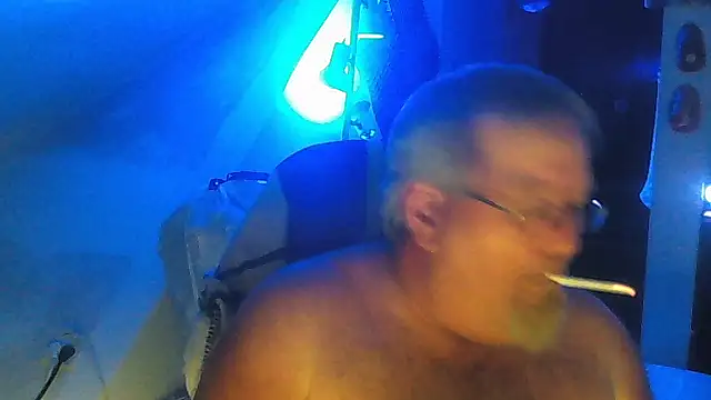 PervTrucker2's Live XXX Chat