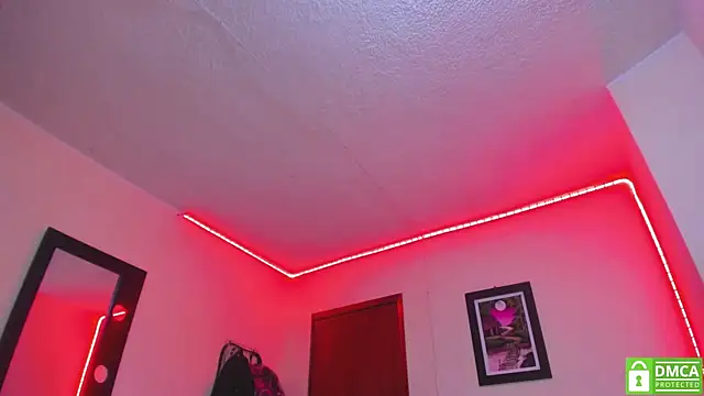 YourGirlfriendsFavorite's Live XXX Chat