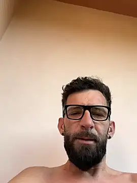 Michel_huge Adlı Modelin Canlı XXX Sohbeti