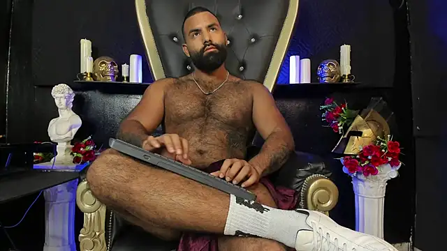 BeardAndrew Adlı Modelin Canlı XXX Sohbeti
