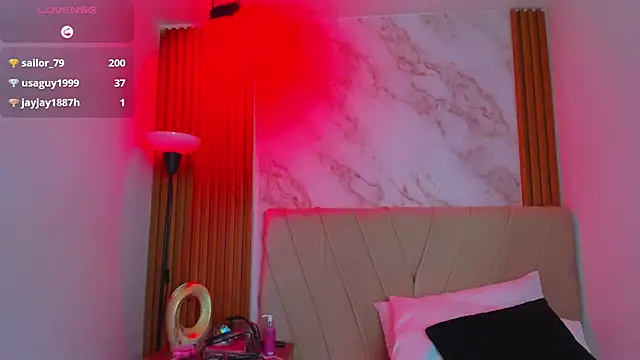 j_belle_ élő XXX-chatje