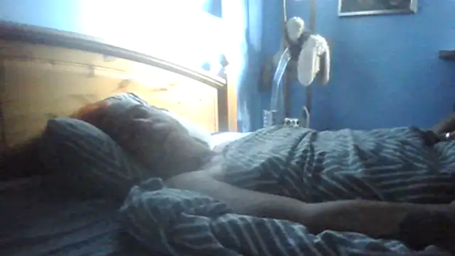 Chat XXX en directo de SHARPSkinhead