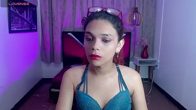 Czat XXX na żywo – luisa__torres