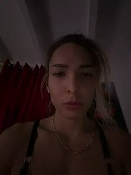 Chat XXX en directo de Niky_777