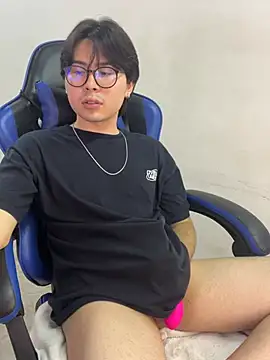_Tommy_7 Live XXX-Chat