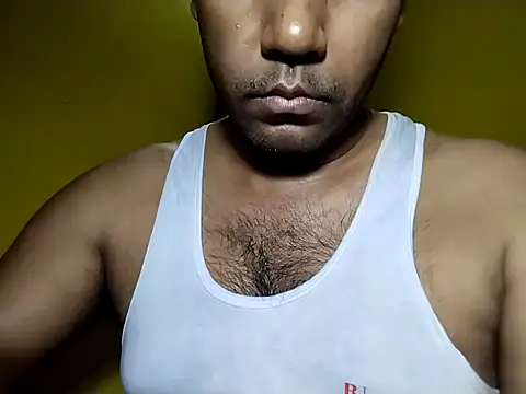 Rocky___01 Adlı Modelin Canlı XXX Sohbeti