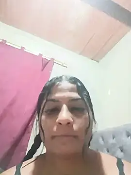 Giselabrunette25 Adlı Modelin Canlı XXX Sohbeti