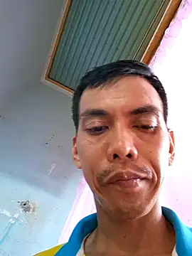 hoang1209 Chat XXX live