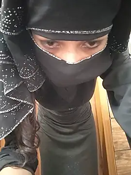 Noorkhatoon XXX чат на живо