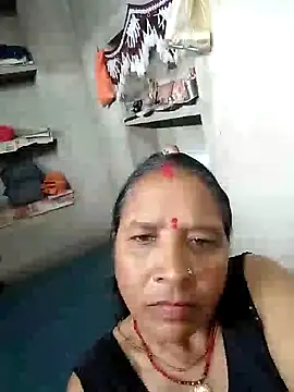 Chat XXX en directo de Loomaraj