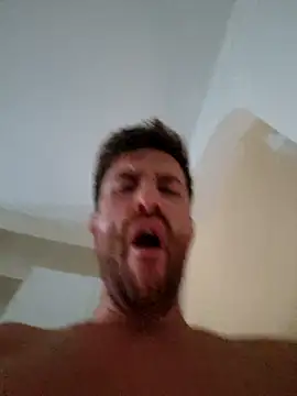 simo1097 Chat XXX in diretta