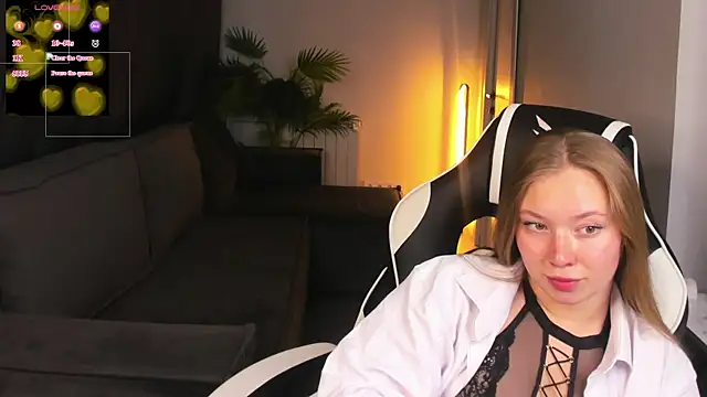 Coraline_Clark live XXX chat