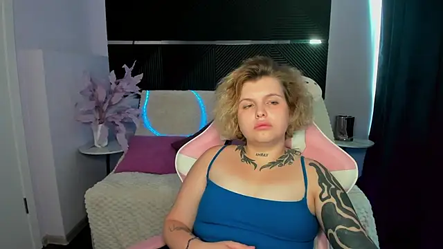 Chatroom en direct de Eva_Starfire_