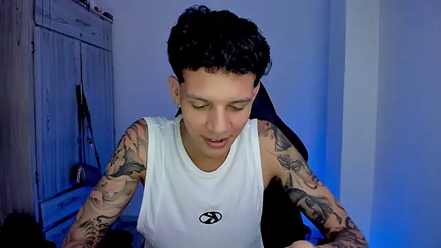 Živý XXX chat tylerrnova