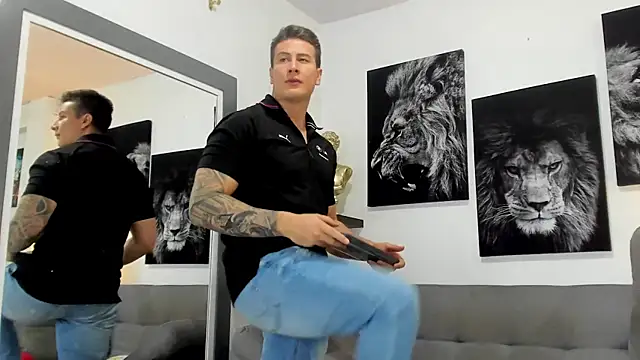 แชท XXX สดของ AlexHarrington