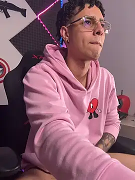 Chat +18 de bigryann23 ao vivo