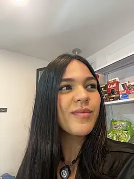 Bella-Ferrer Live XXX-chat