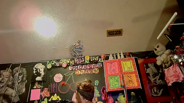 Splash_Queen420's Live XXX Chat