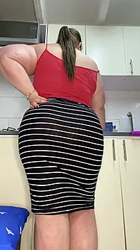 צ'אט XXX בשידור חי של Chloee_Peach