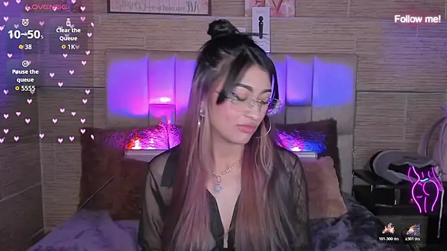mia_devine_ 现场XXX聊天