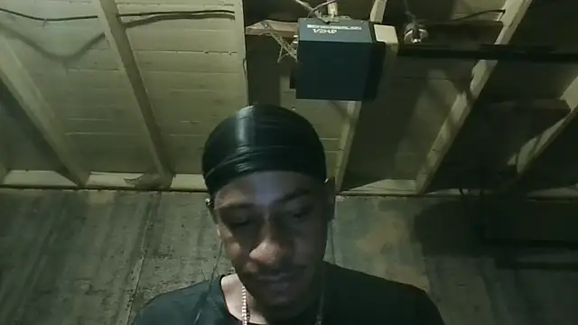 Leo99842's Live XXX Chat