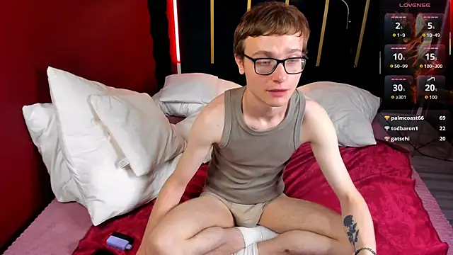 XXX chat uživo modela Emmit_Barker