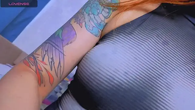 LucieHells Live XXX-Chat