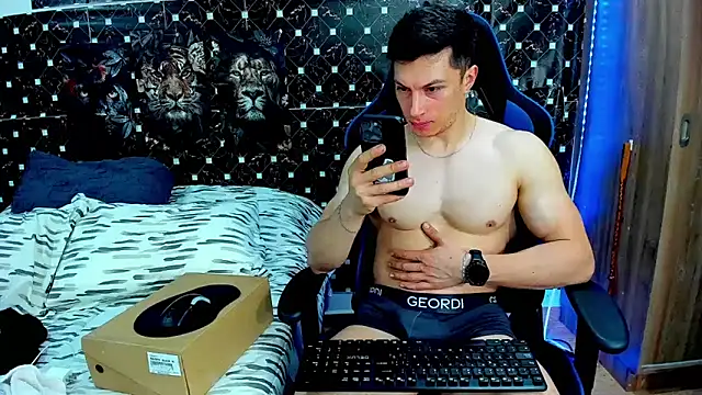 javiersexymannのライブXXXチャット