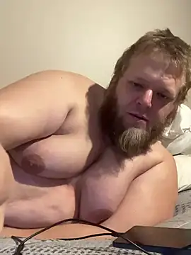 Tallbellybear 现场XXX聊天