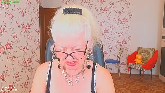 Maya_Mayflower's Webcam Show