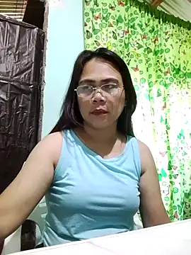 erma_joy Adlı Modelin Canlı XXX Sohbeti